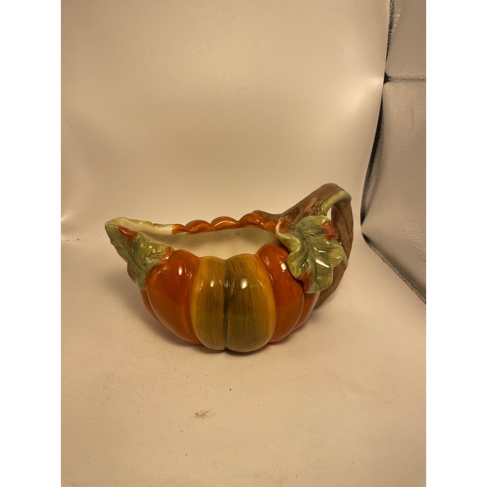 Pumpkin Gravy Boat Ceramic Fall Thanksgiving Harvest Vine Leaf Serving Dish